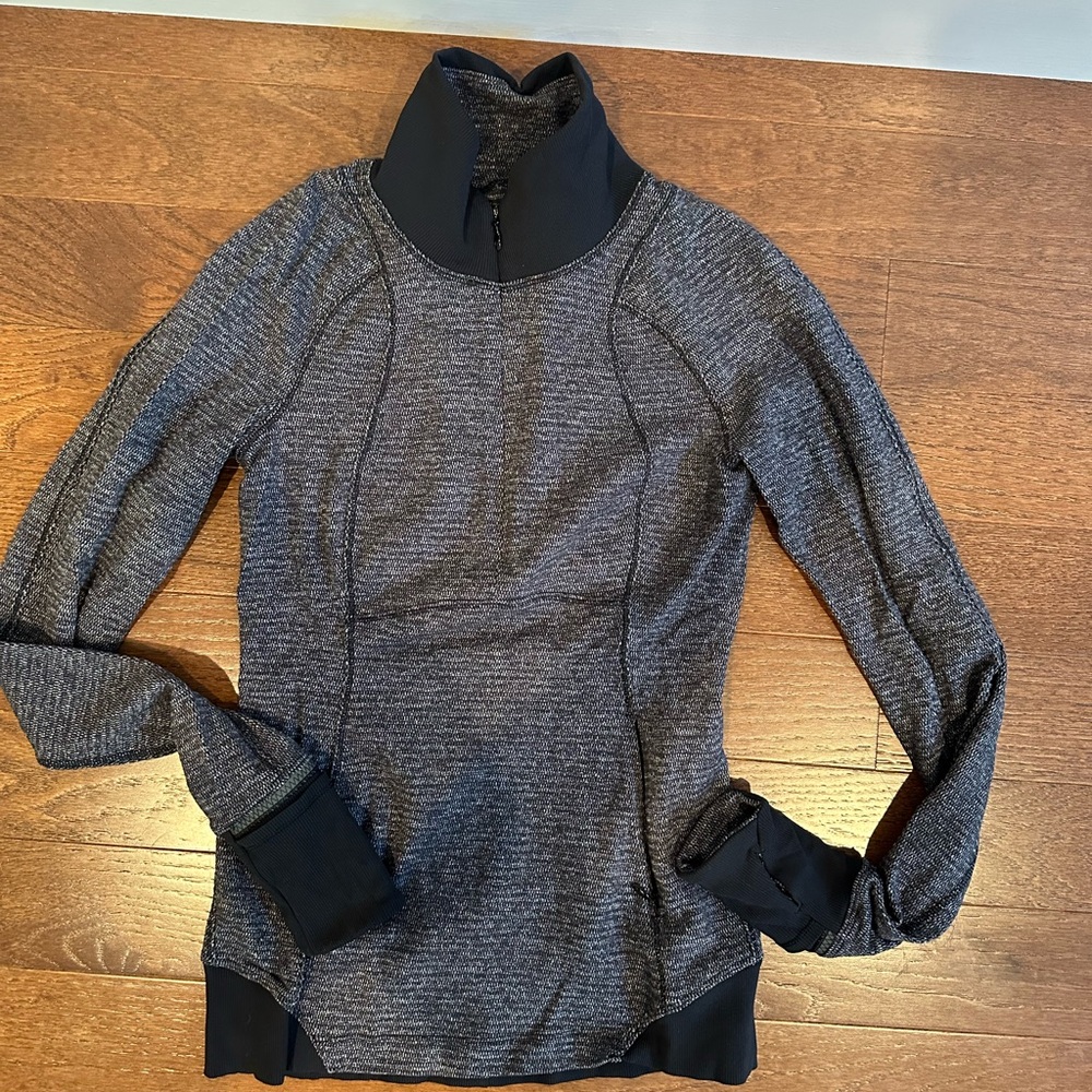 Lululemon top